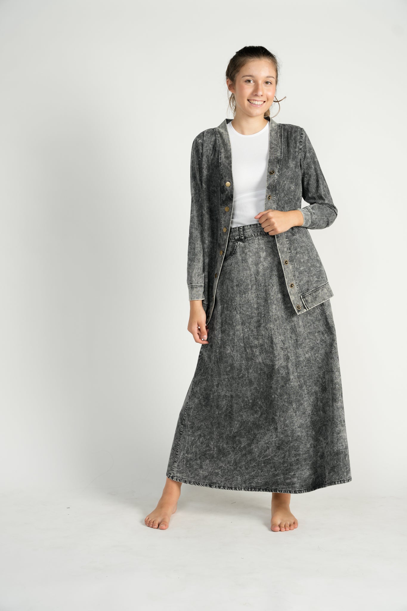 Black Washed Cardigan With Snaps