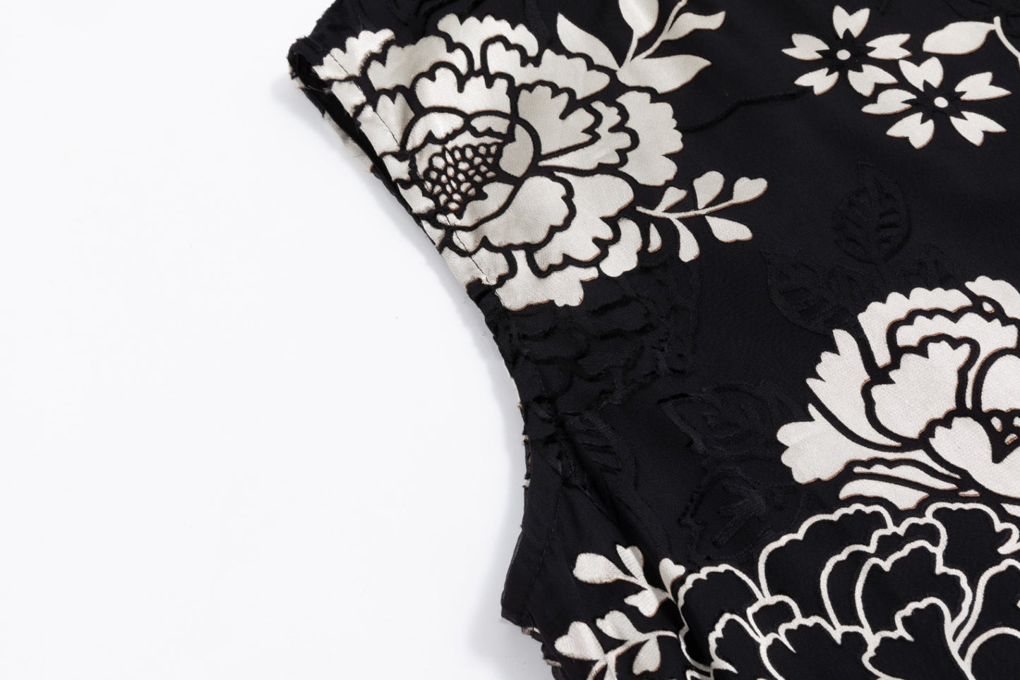 Black & White Flower Printed Top & Jumper
