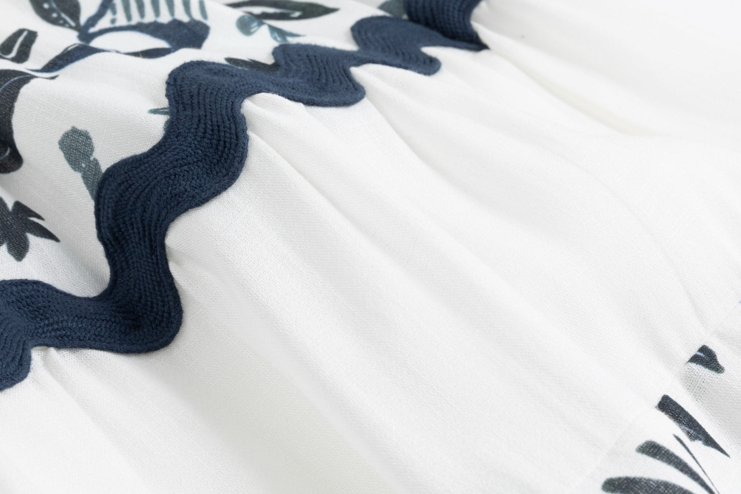 White Linen Navy Plants Printed Layer Skirt