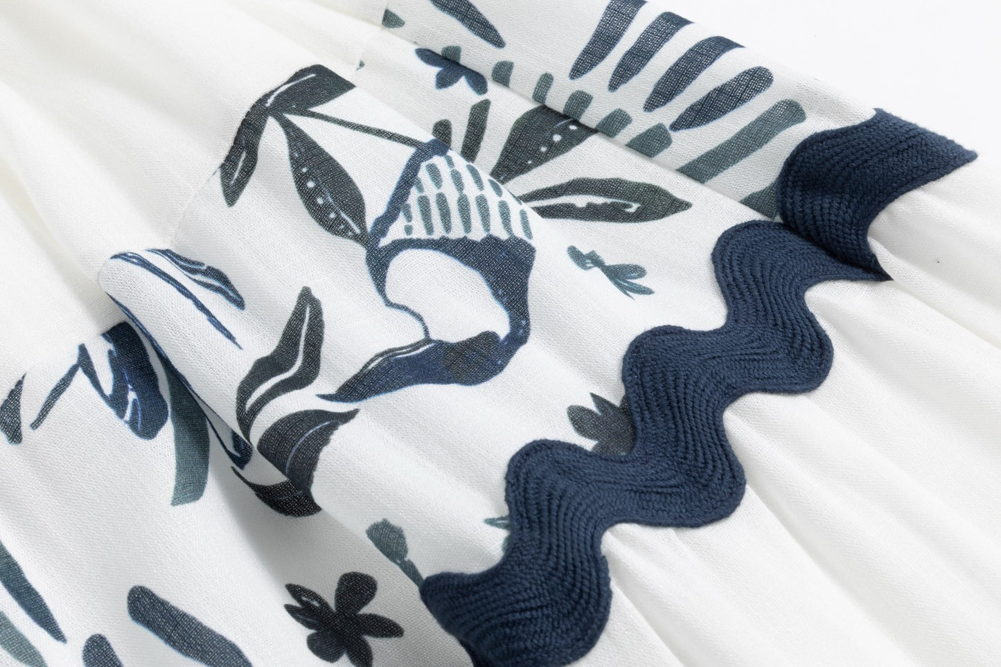 White Linen Navy Plants Printed Layer Skirt