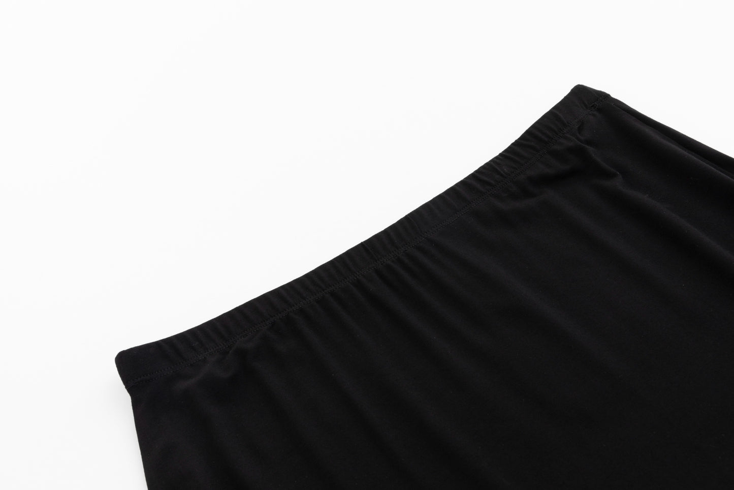 Thin Straight Skirt - Black