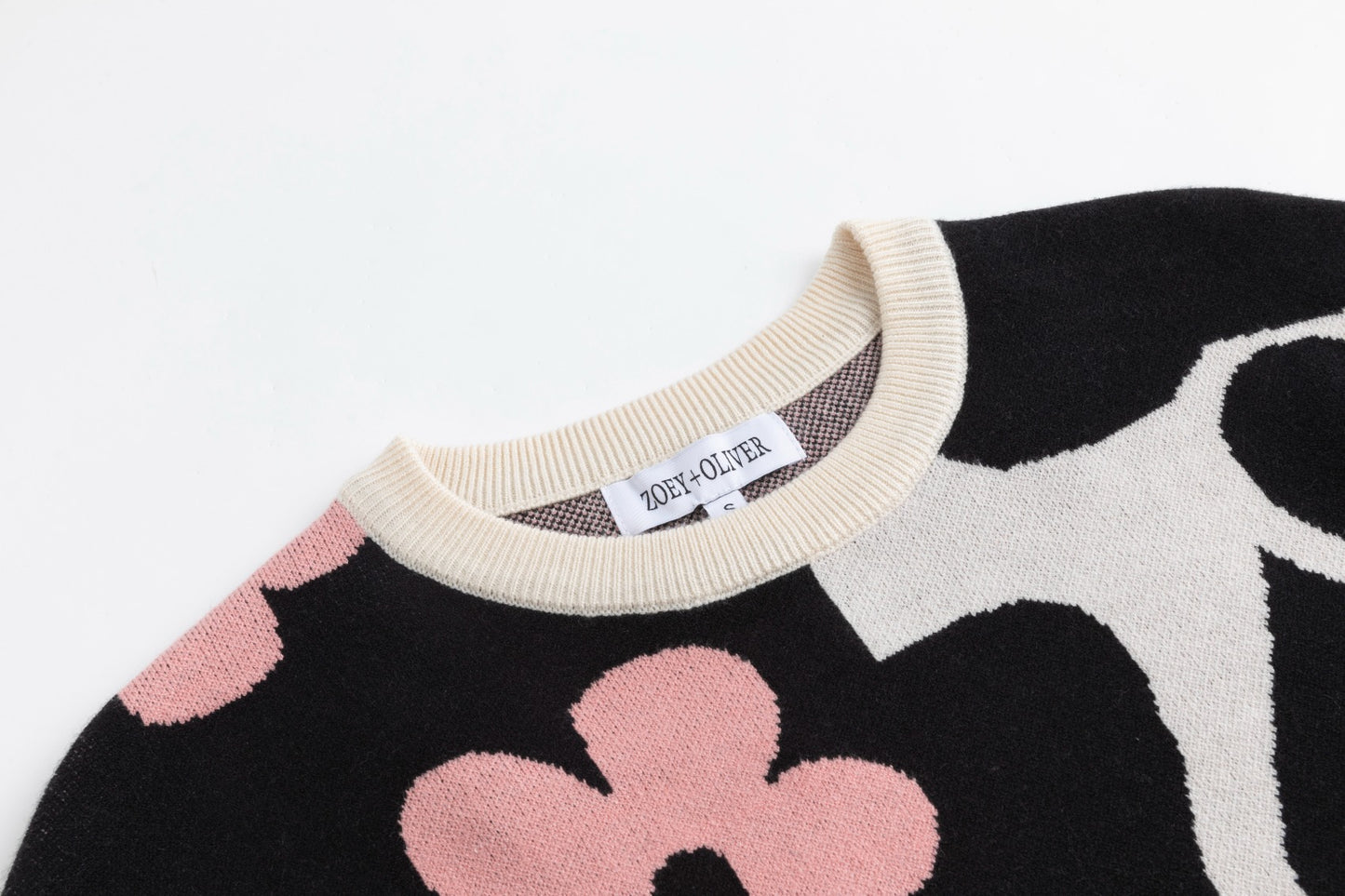 Cream Knit With Black And Pink Print