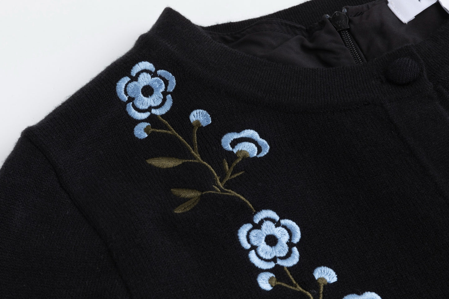 Blue Flower Embroidered Black Cardigan With Tire Underlay