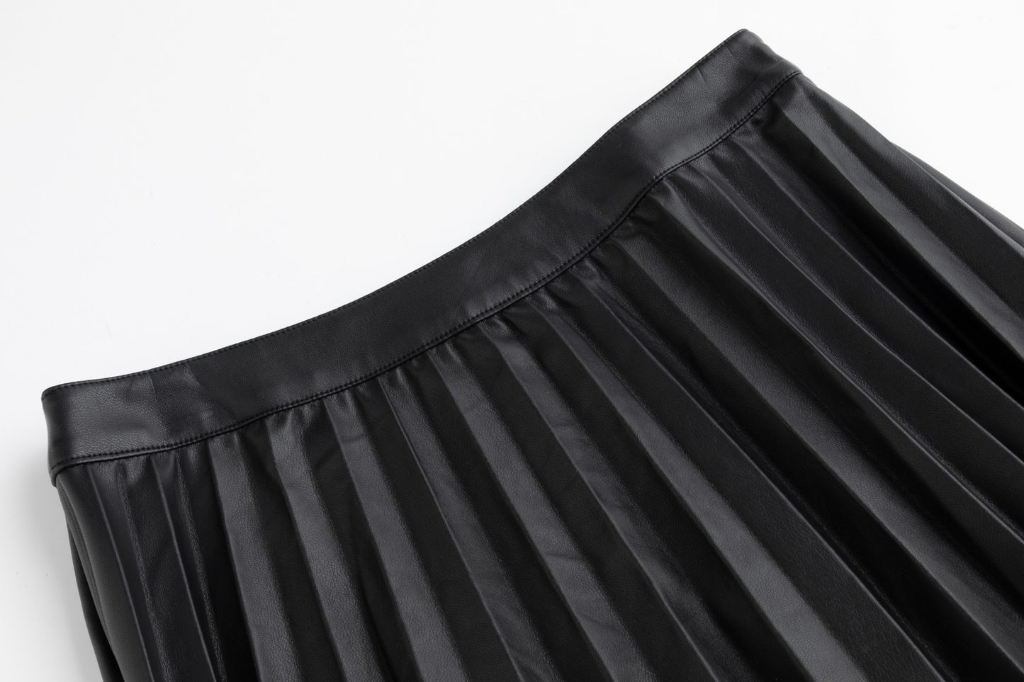 Pleated Leather Skirt - Black