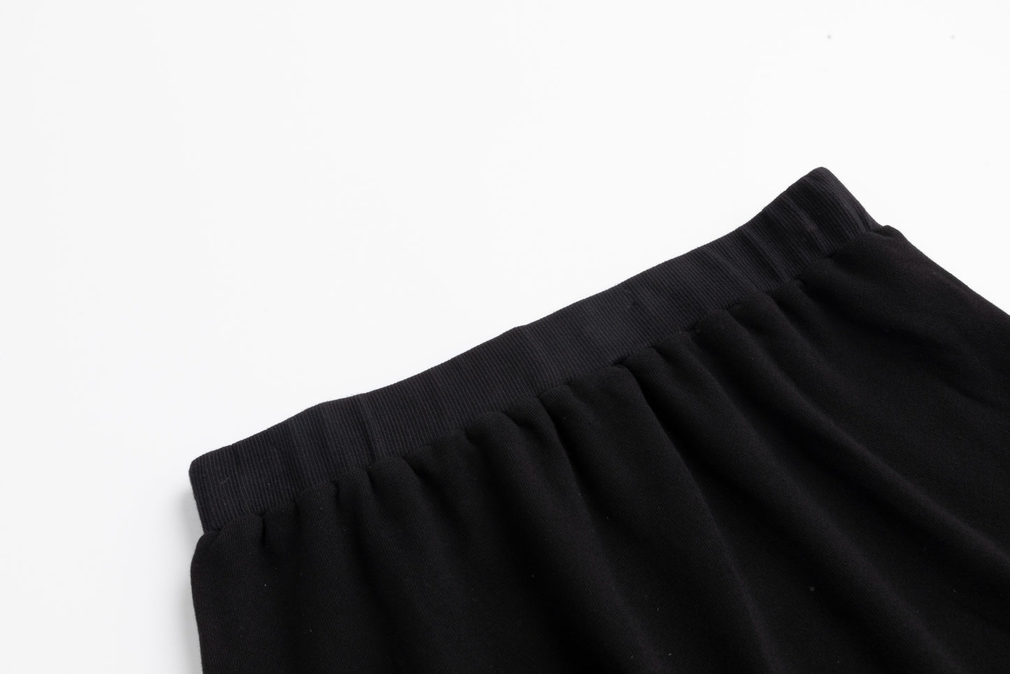 Black Raw Edge Straight Skirt