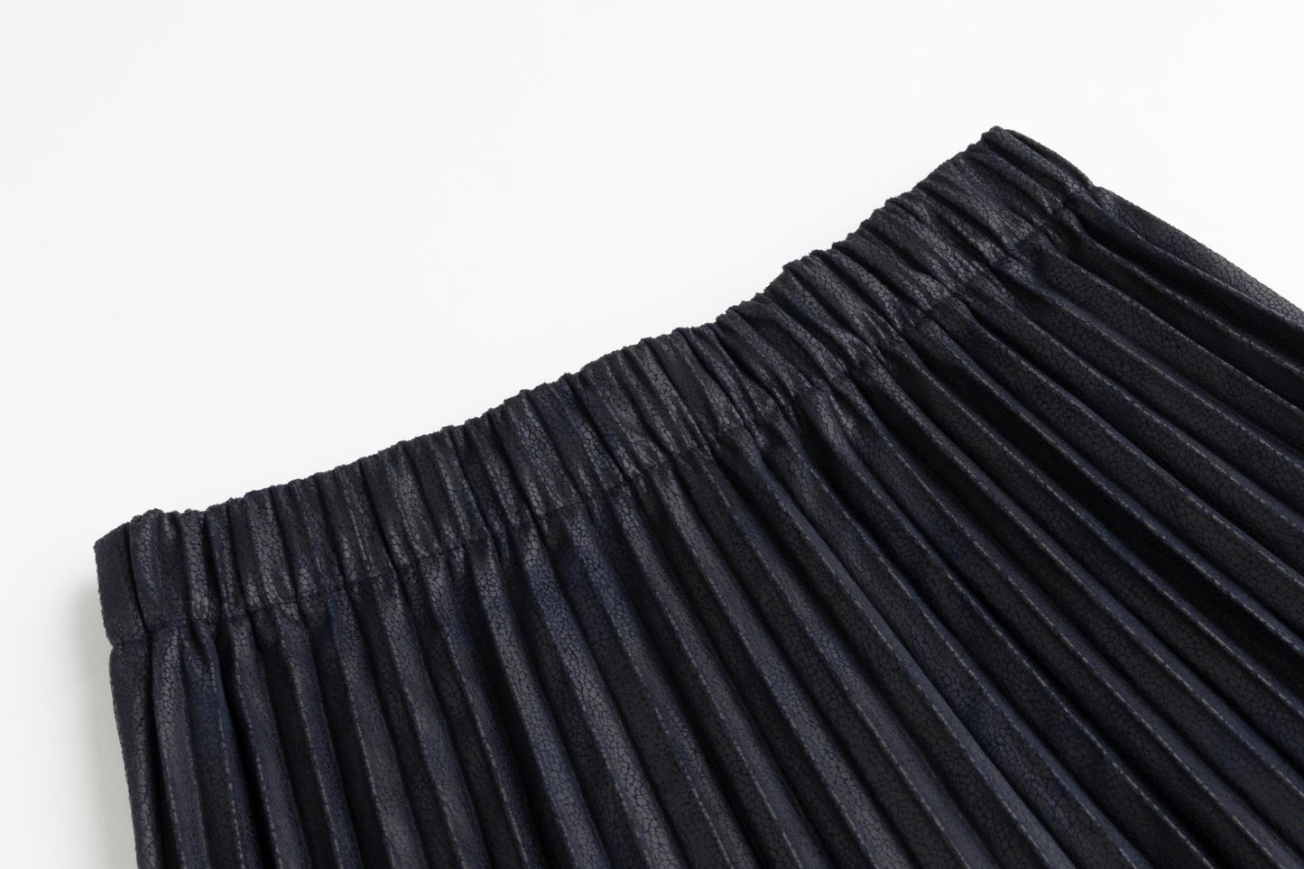 Messy Pleated Skirt - Navy