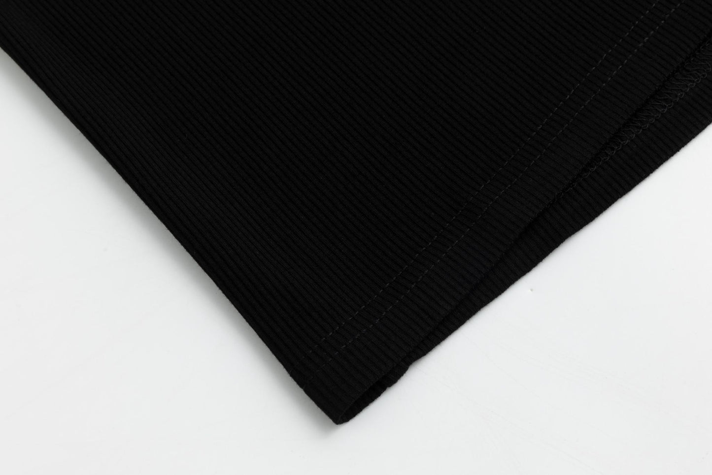 Ribbed Mock Neck - Black