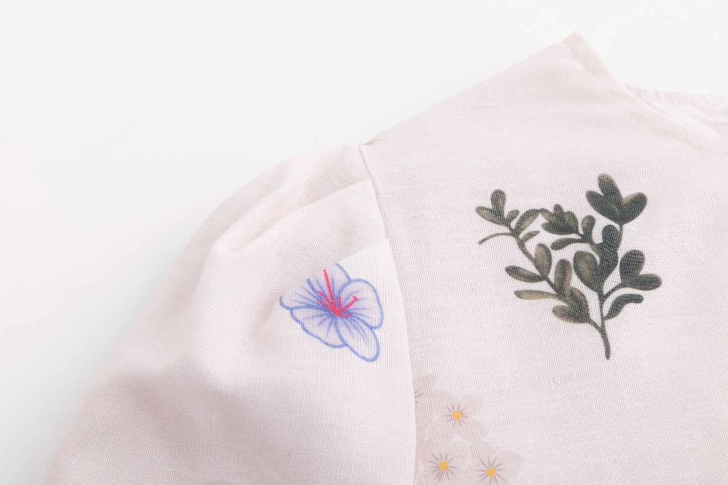 Floral Print Cream Top With 3/4 Sleeve