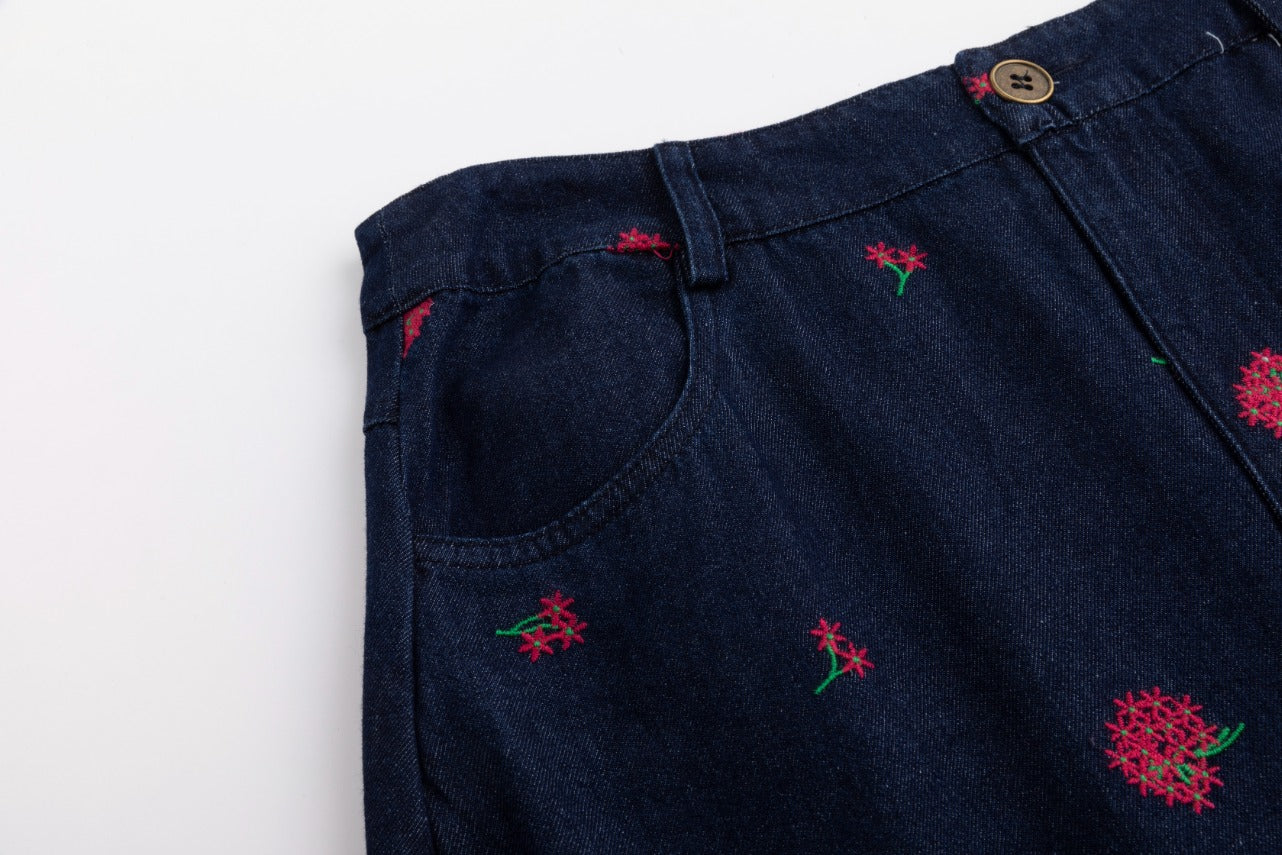 Red Flowers Embroidered Denim Skirt - Dark Blue