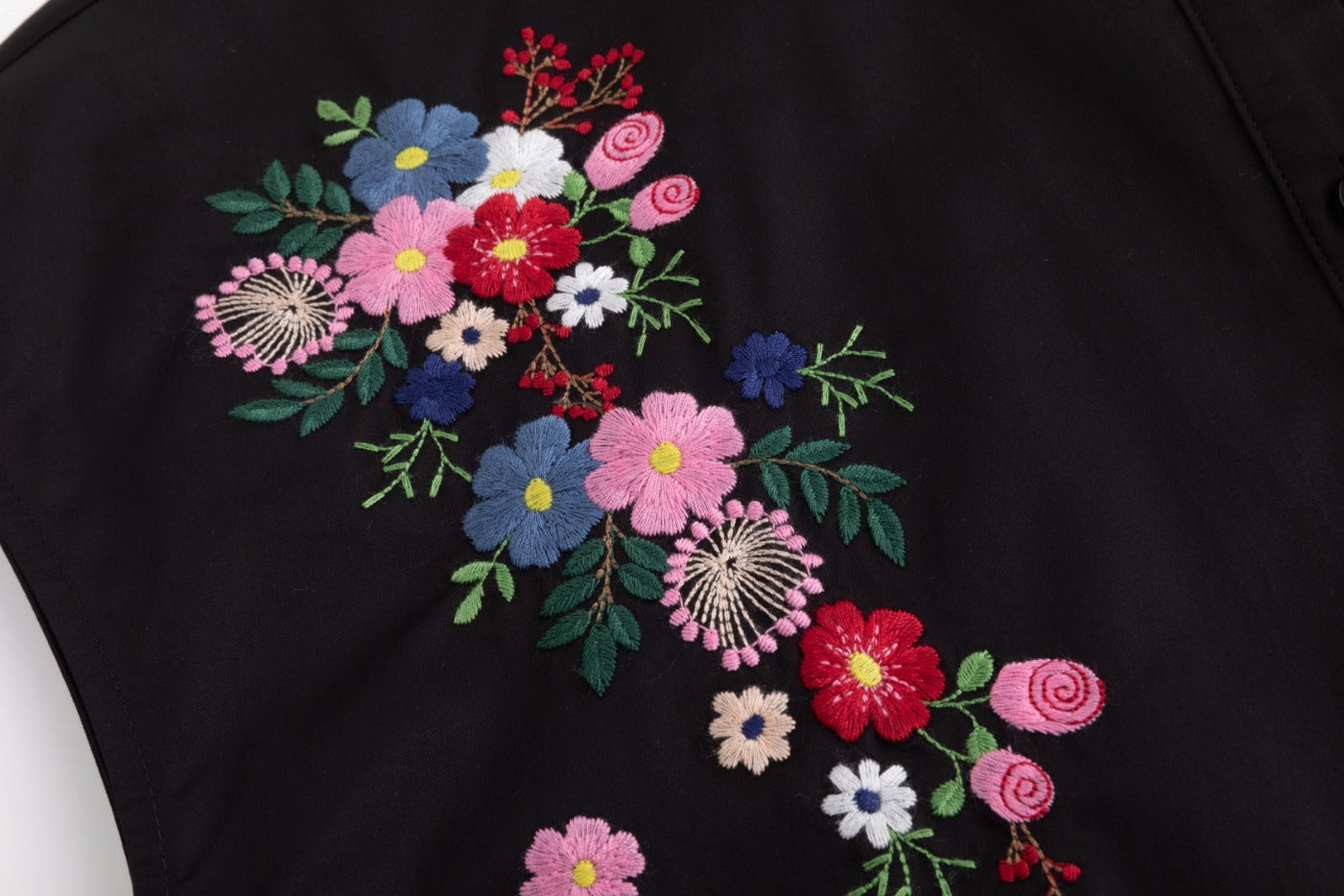 Cotton Jumper With Floral Embroidery - Black