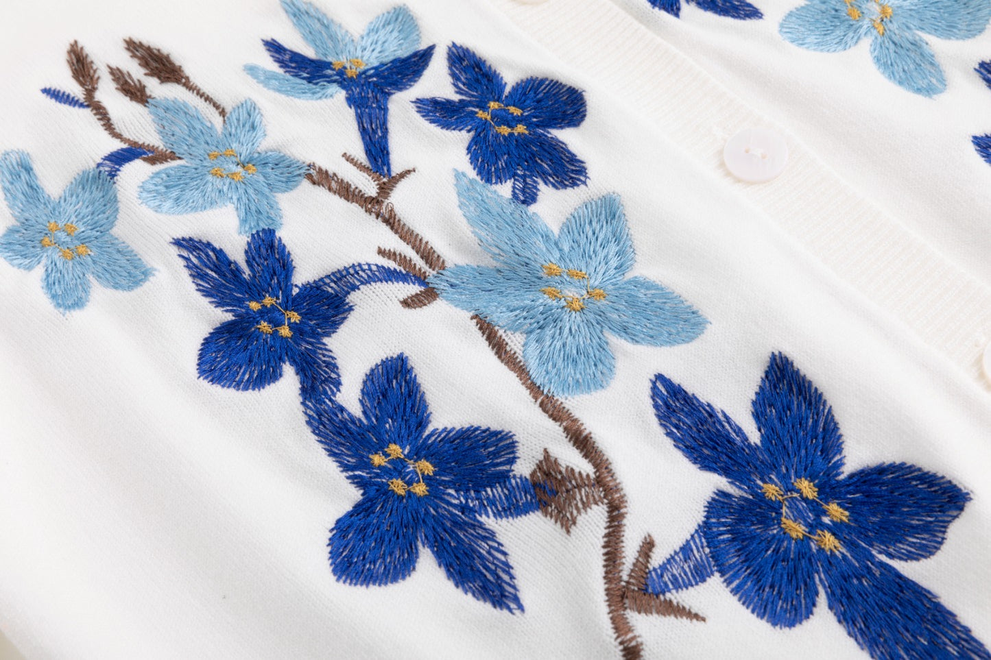 Knit Cardigan With Dark Bule Embroidery - Ivory