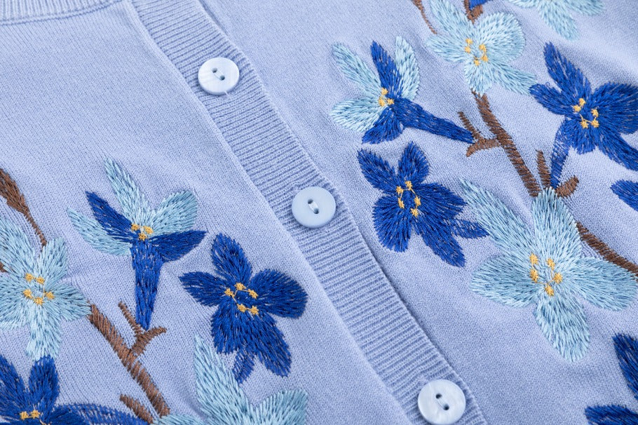 Knit Cardigan With Dark Bule Embroidery - Light Blue