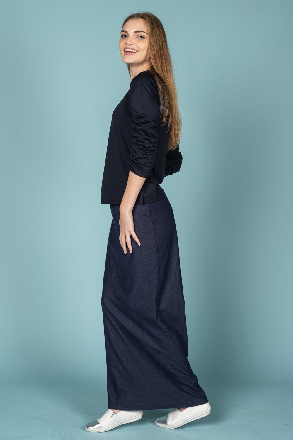 Black Top With Puffed Sleeves