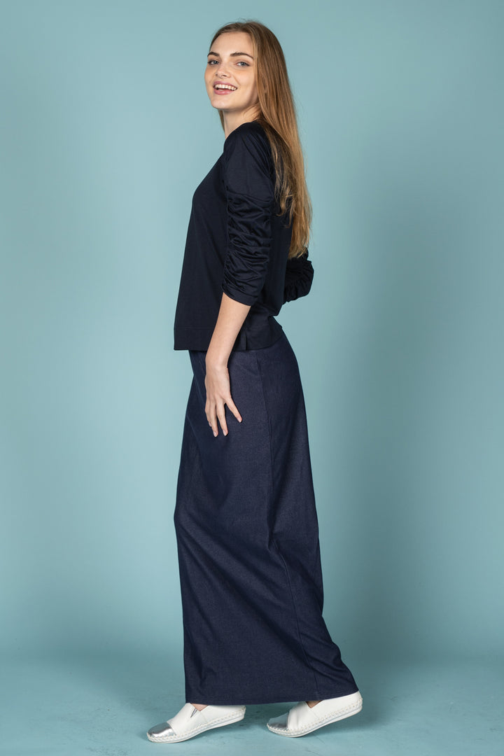 Black Top With Puffed Sleeves
