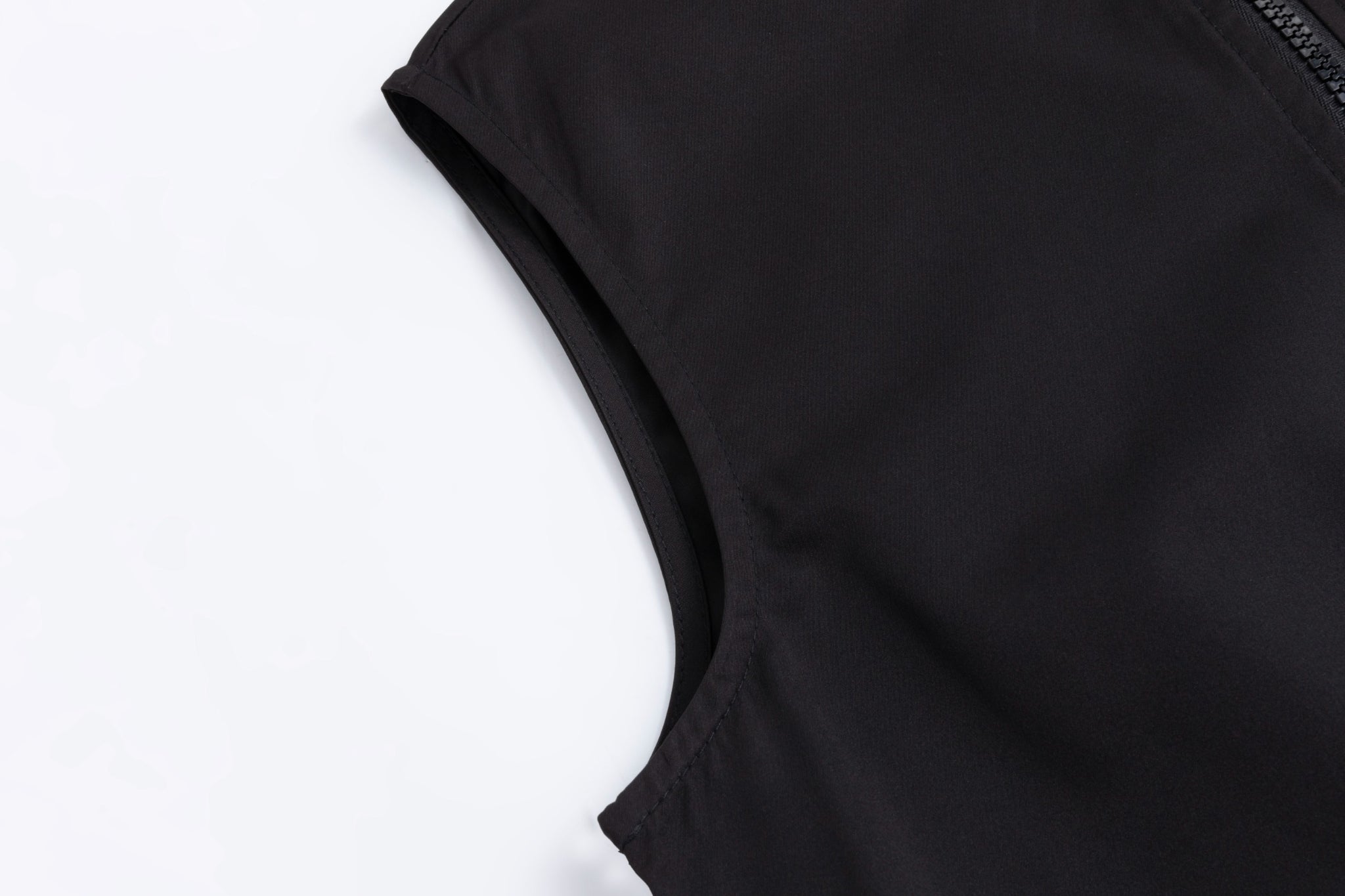 Solid Jumper With Exposed Zipper - Black