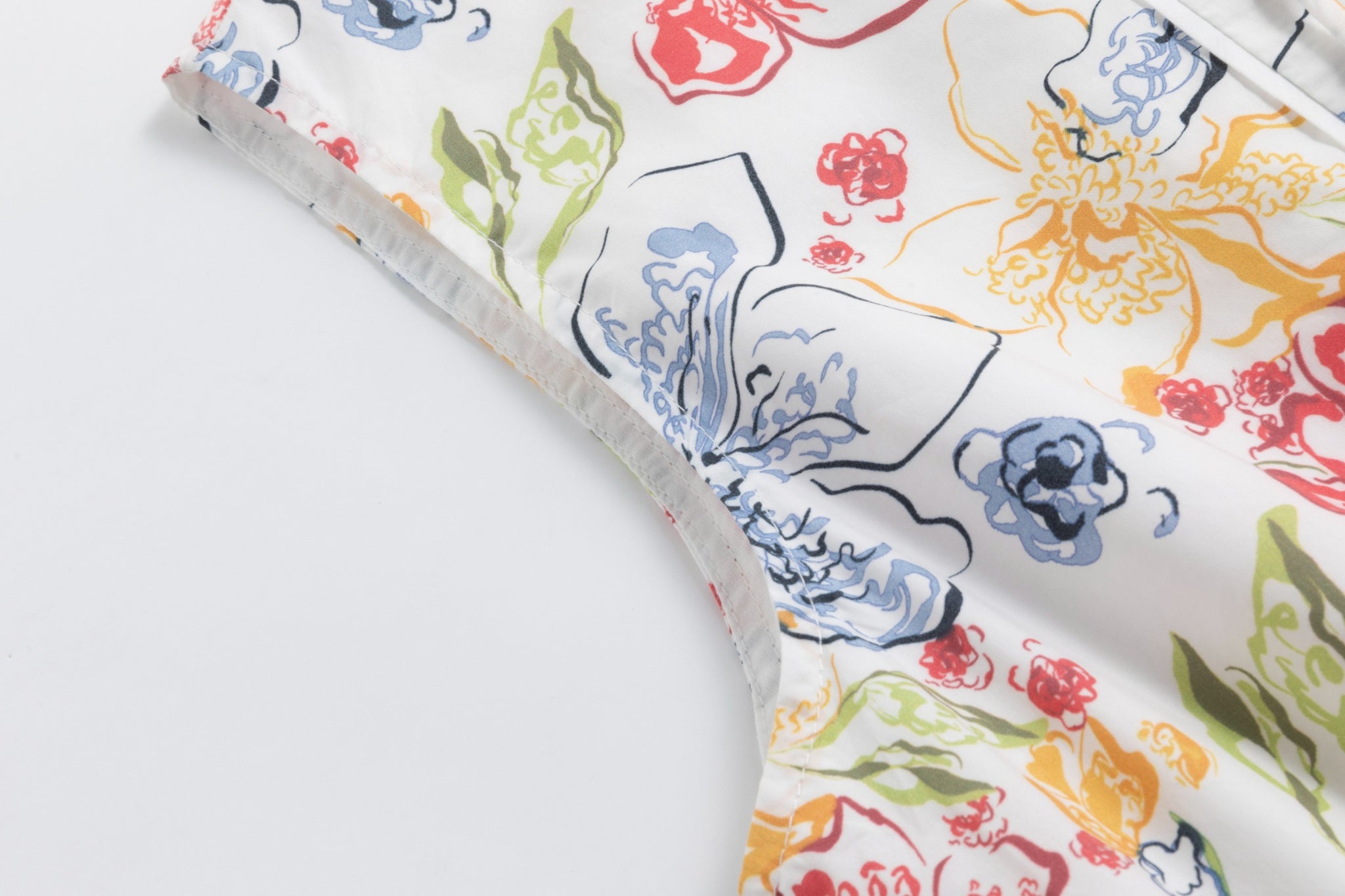 Multiflowered Printed Sleeveless Layer Jumper With Shoulder Ruffle