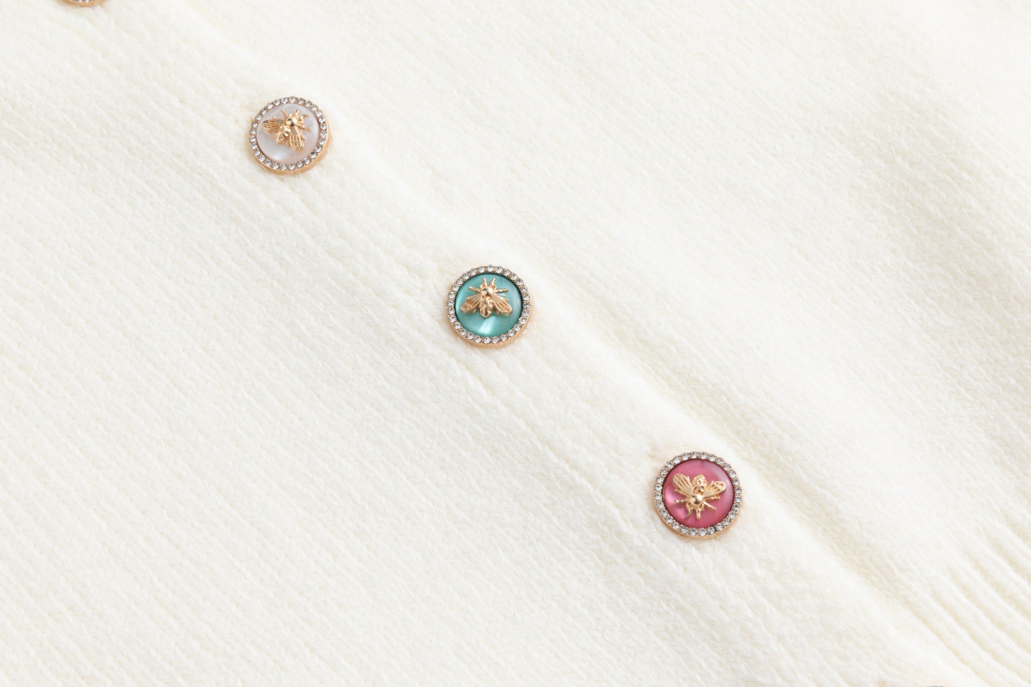 Colored Bee Button Knit Cardigan - Ivory