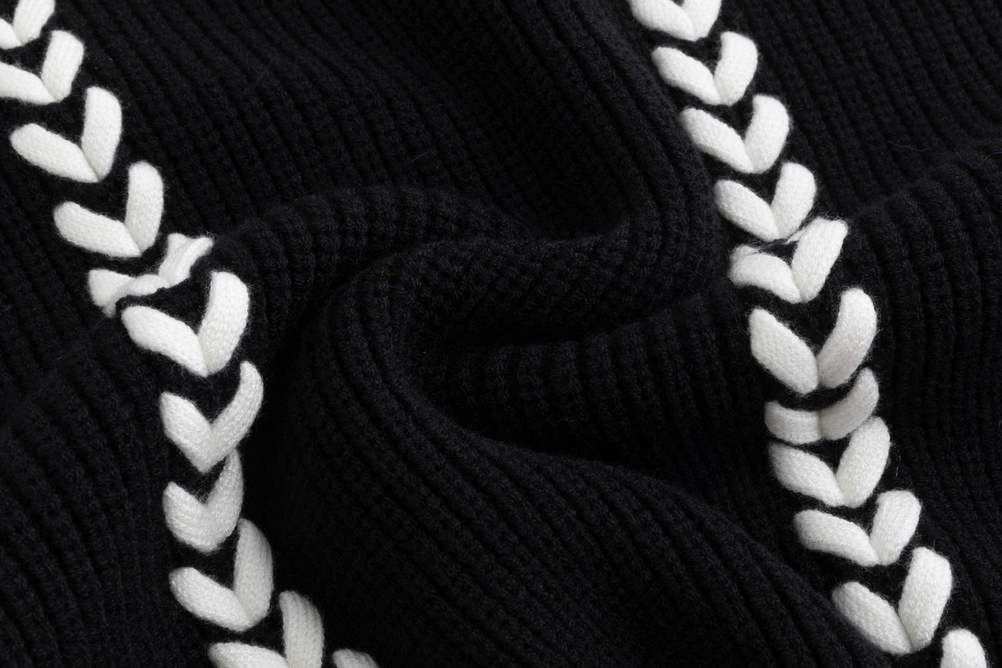 Black Knit Vest With White Braiding