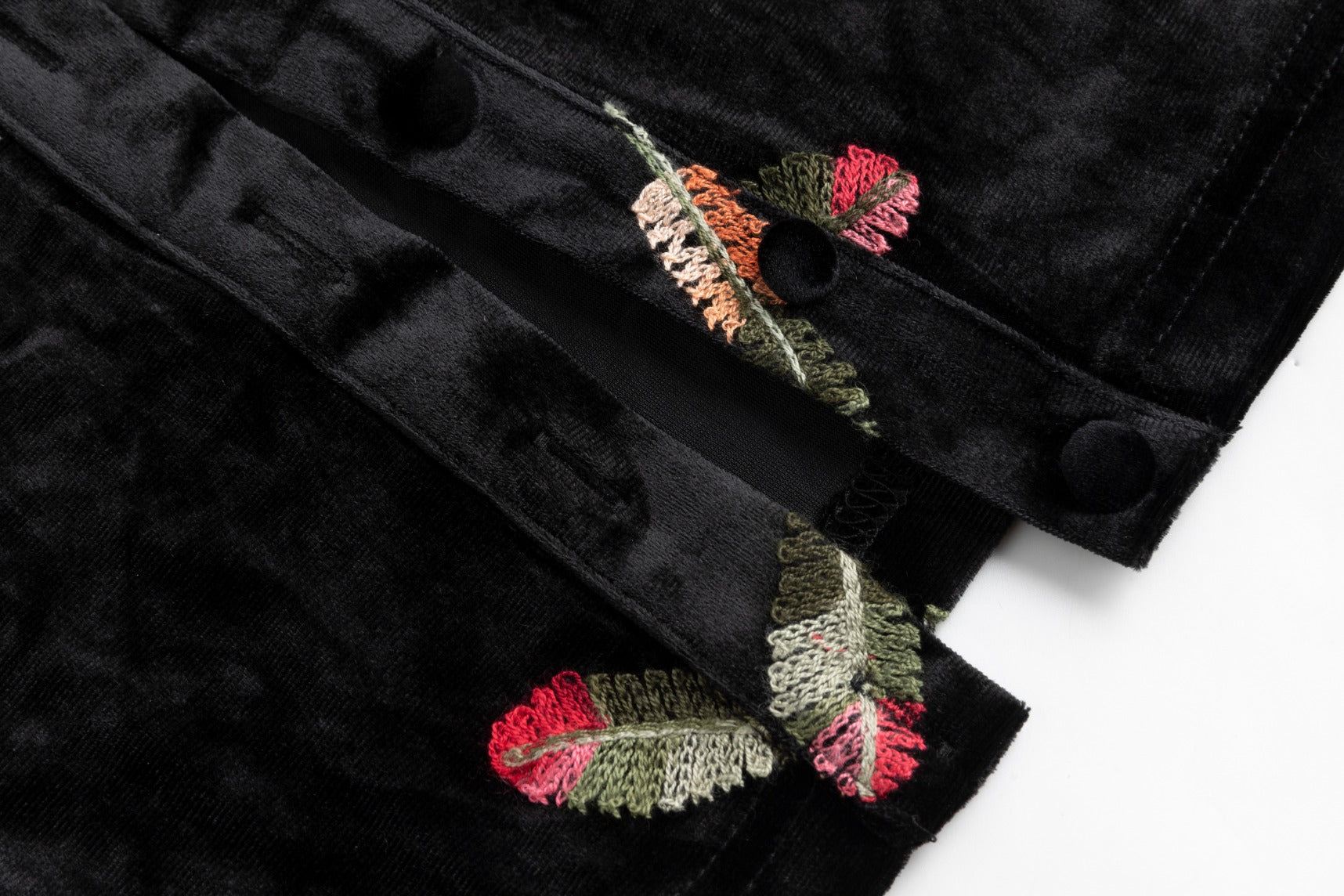 Black Velvet Embroidered Leaf Cardigan With Velvet Jumper Underlay