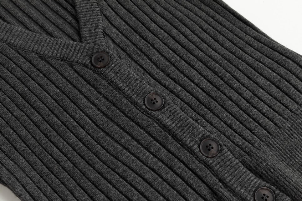 Ribbed Vest Wooden Buttons - Heather Grey