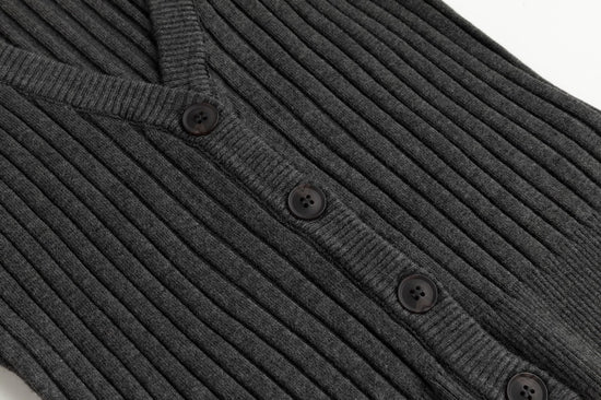 Ribbed Vest Wooden Buttons - Heather Grey