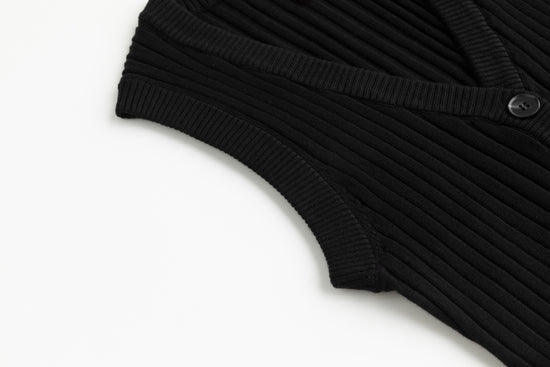 Ribbed Vest Wooden Buttons - Black