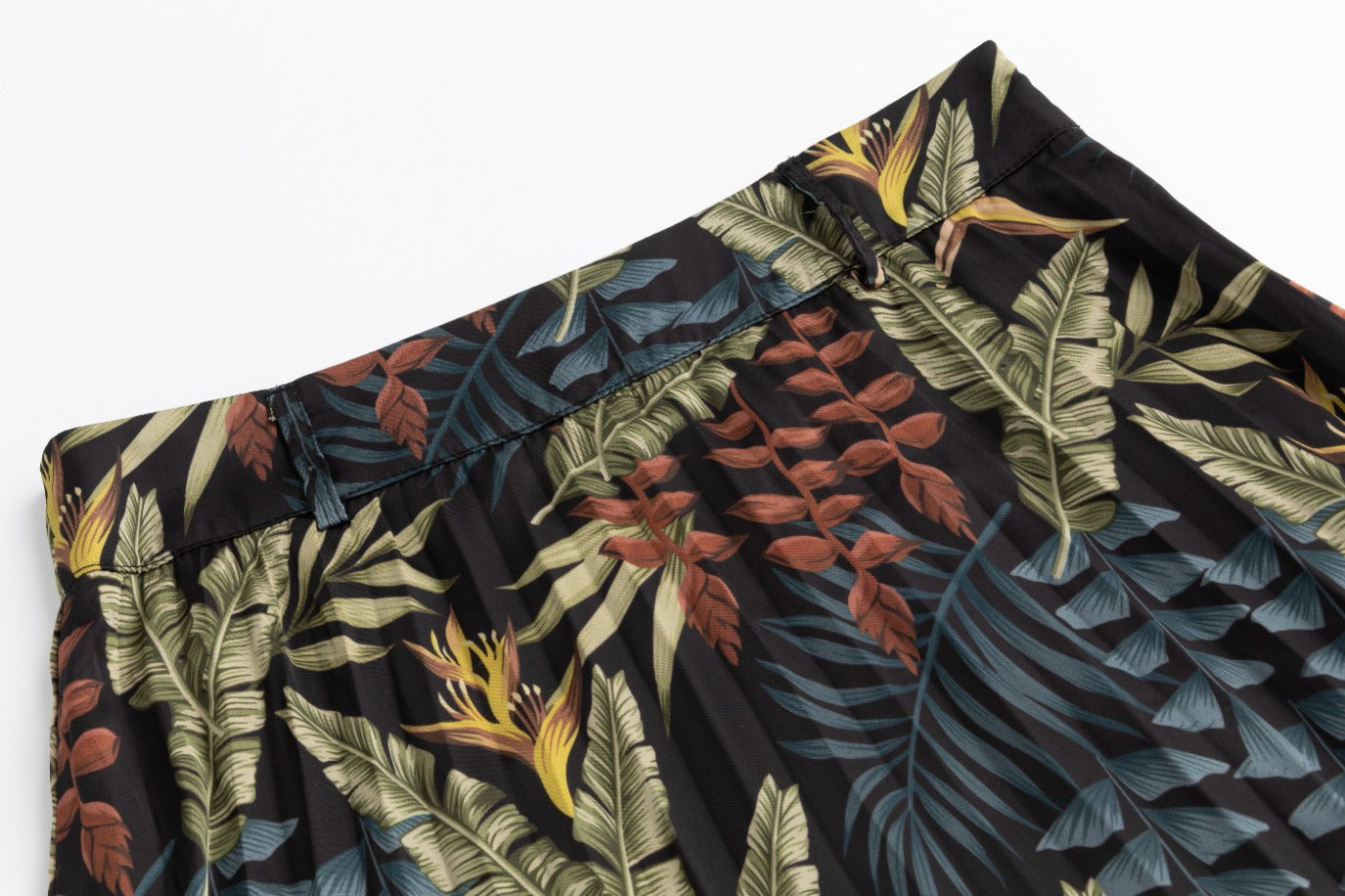 Multi Colored Leaves Printed Skirt