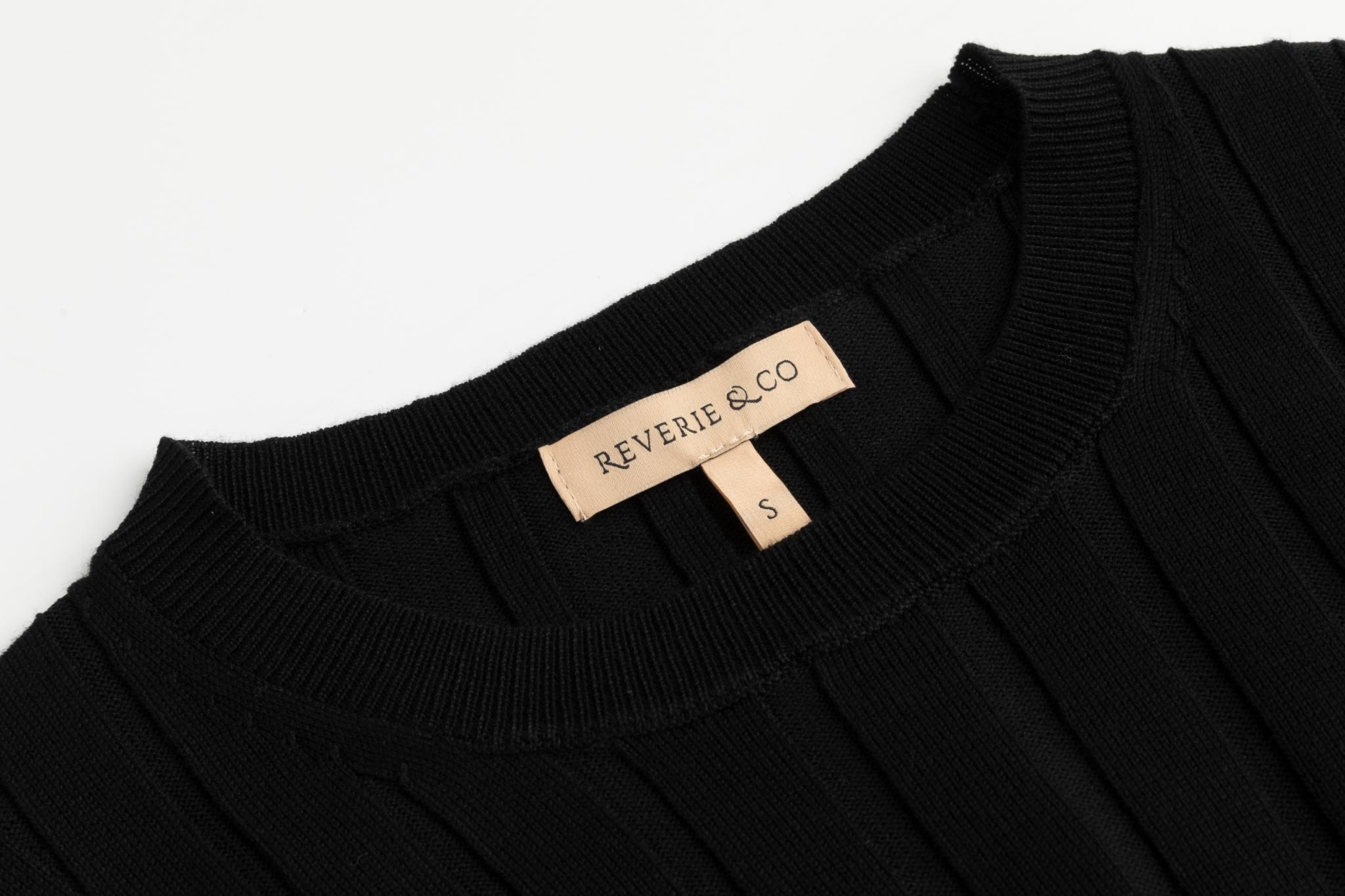 Wide Ribbed Knit Sweater - Black