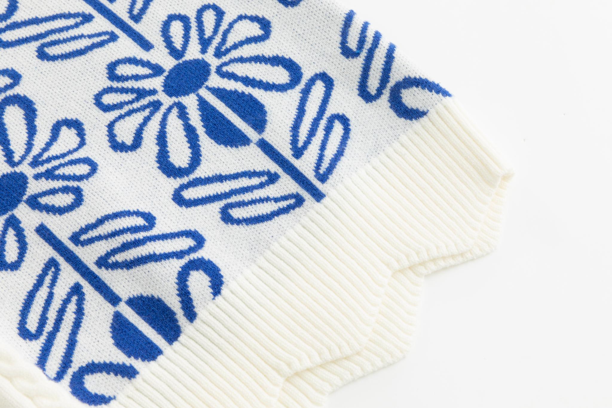 Ivory Embroidered Scallop Detail Vest