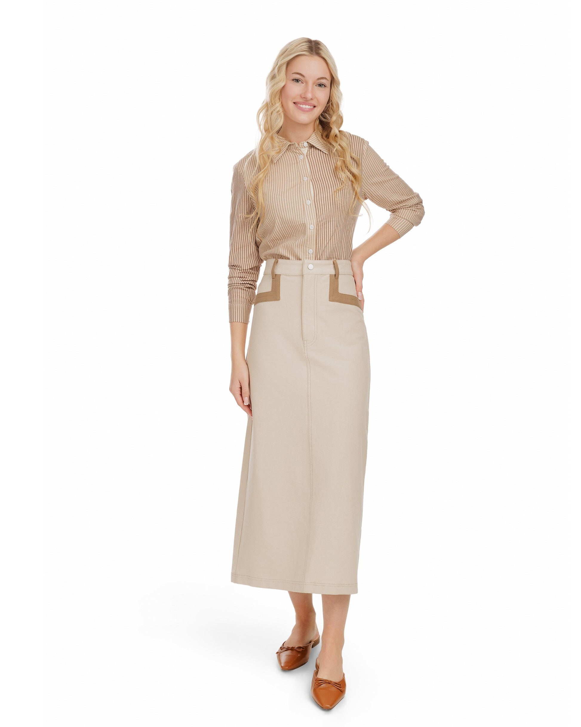 Outline Pocket Skirt