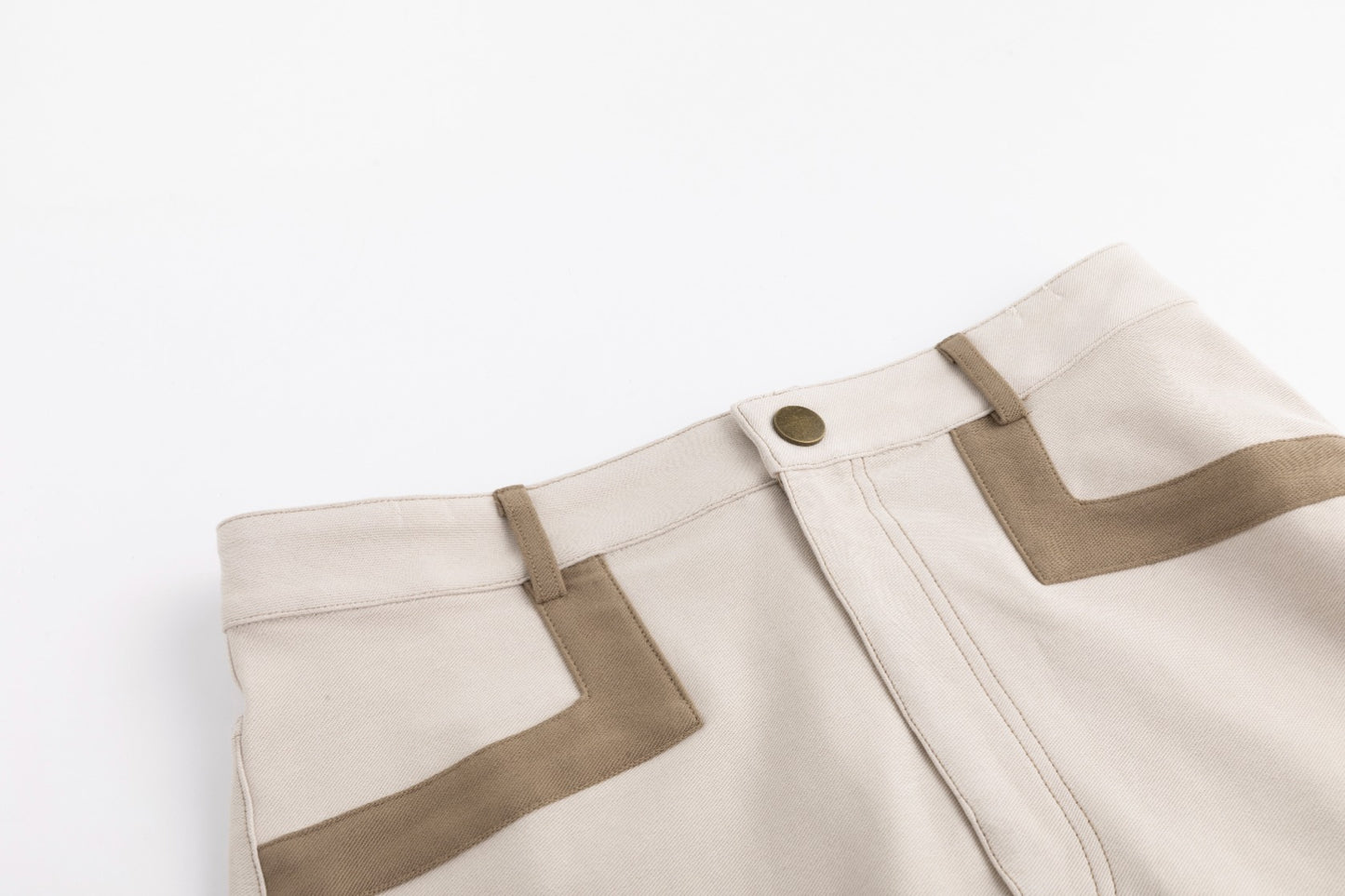 Outline Pocket Skirt