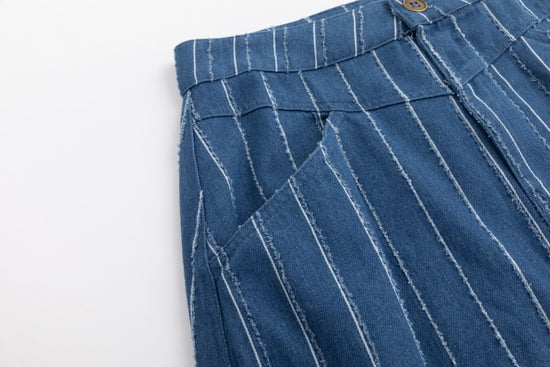 White And Ragged Stripes Denim Skirt