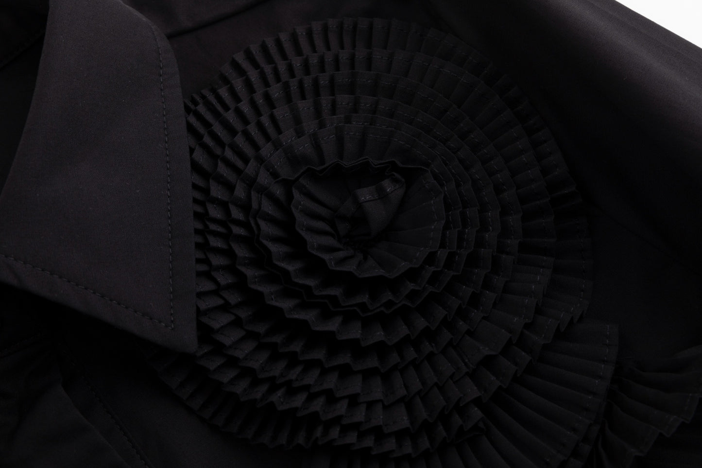 3D Flower Pleated Shirt - Black