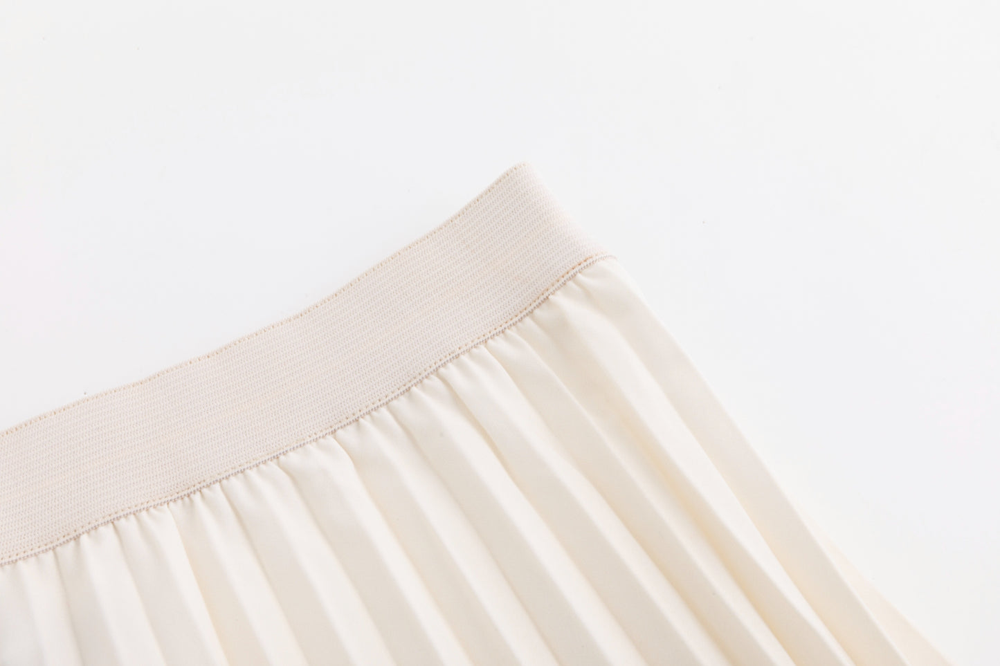 Ivory Pleated Skirt With Abstract Print
