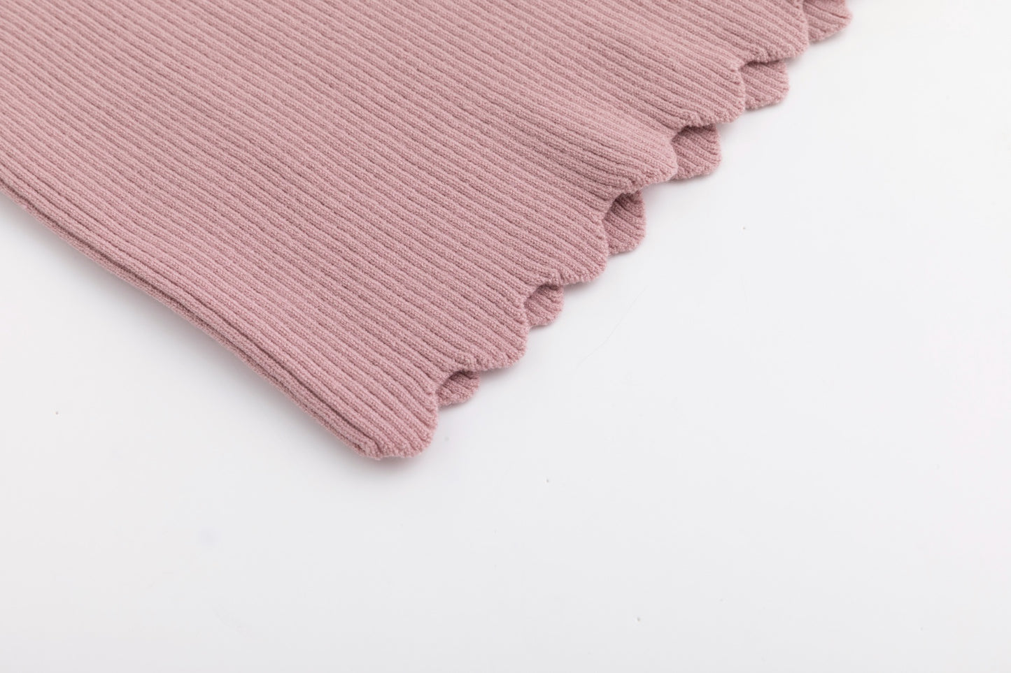 Scalloped Basic Sweater - Pink