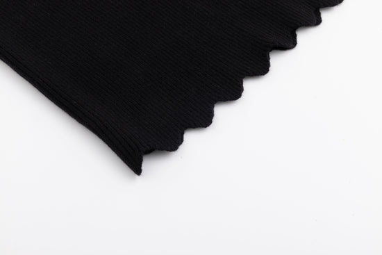 Scalloped Basic Sweater - Black