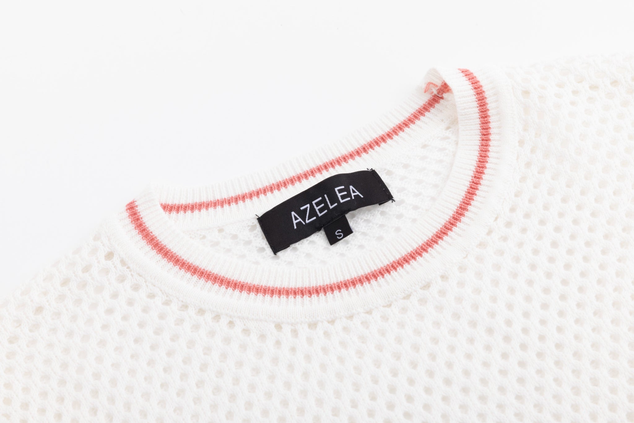 White Knit Top With Embroidered Flowers
