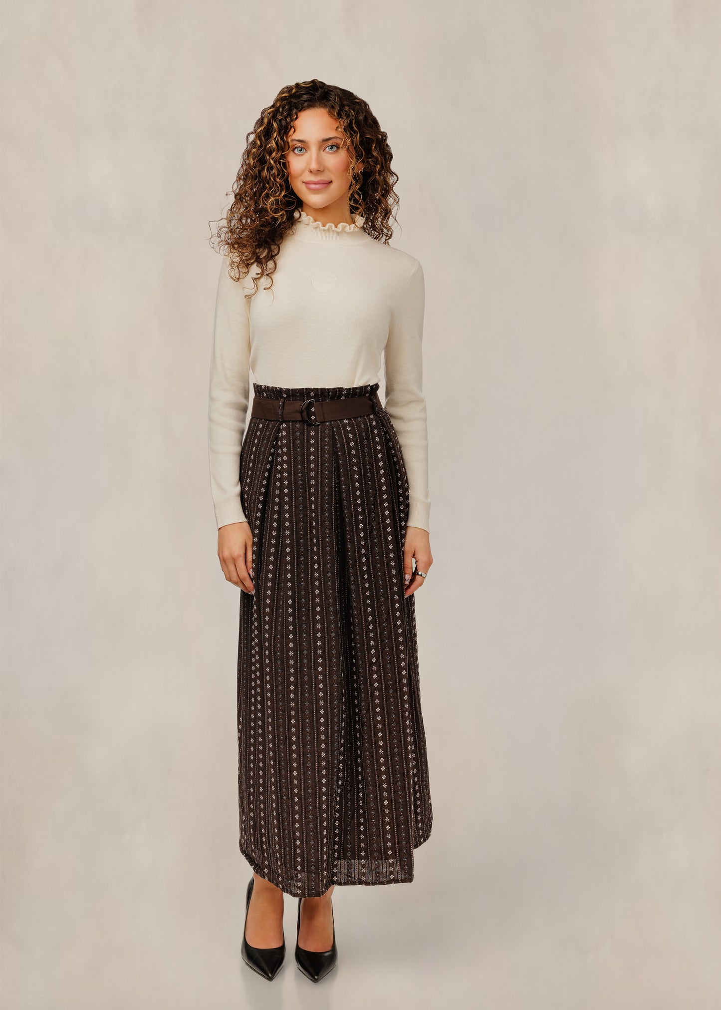 Ruffle Neck Knit Top - Ivory