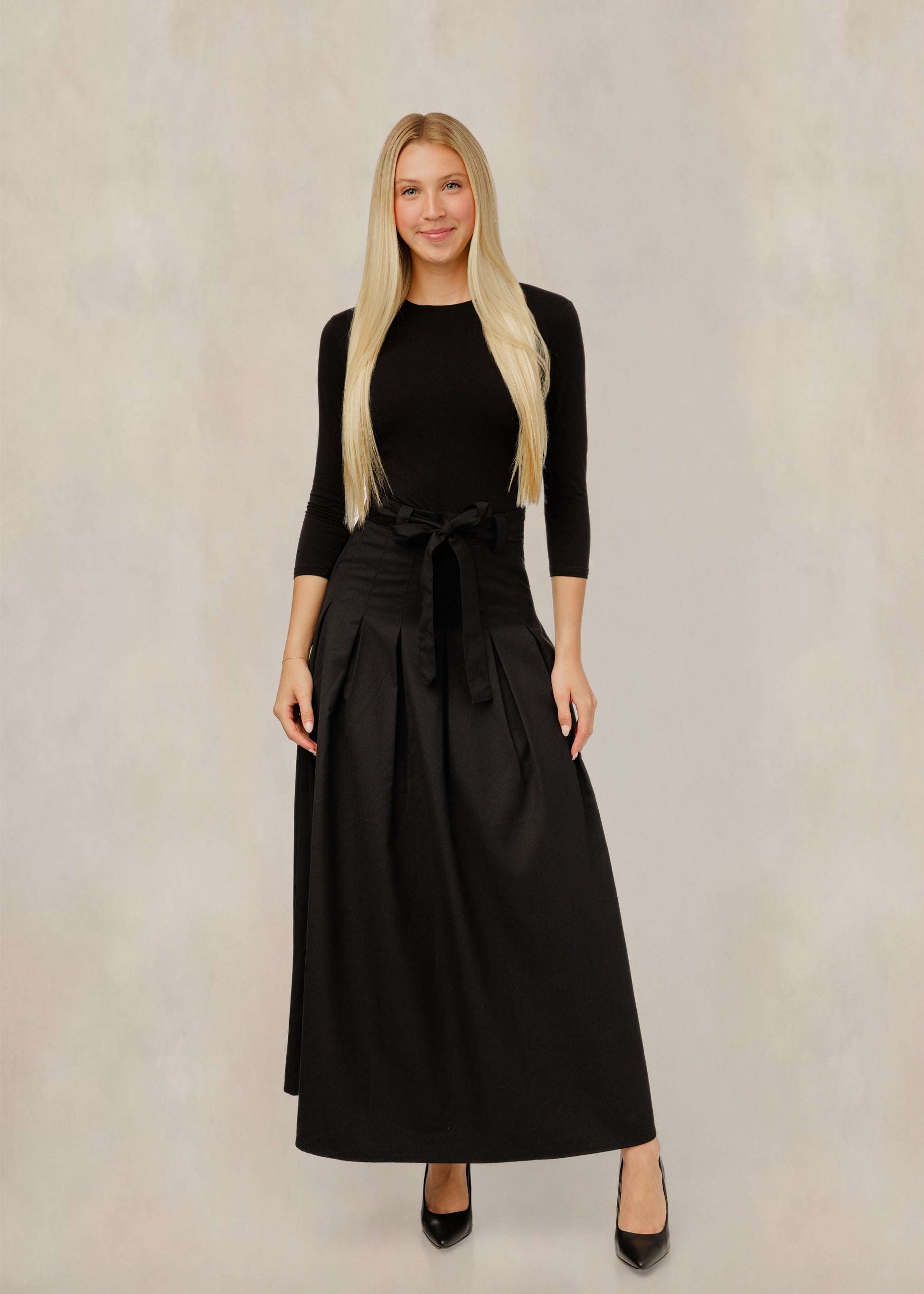 Pleated A-Line Tie Waist Skirt - Black