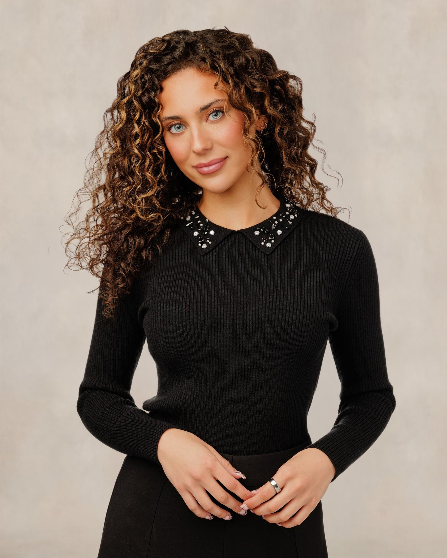 Beaded Collar Ribbed Top - Black