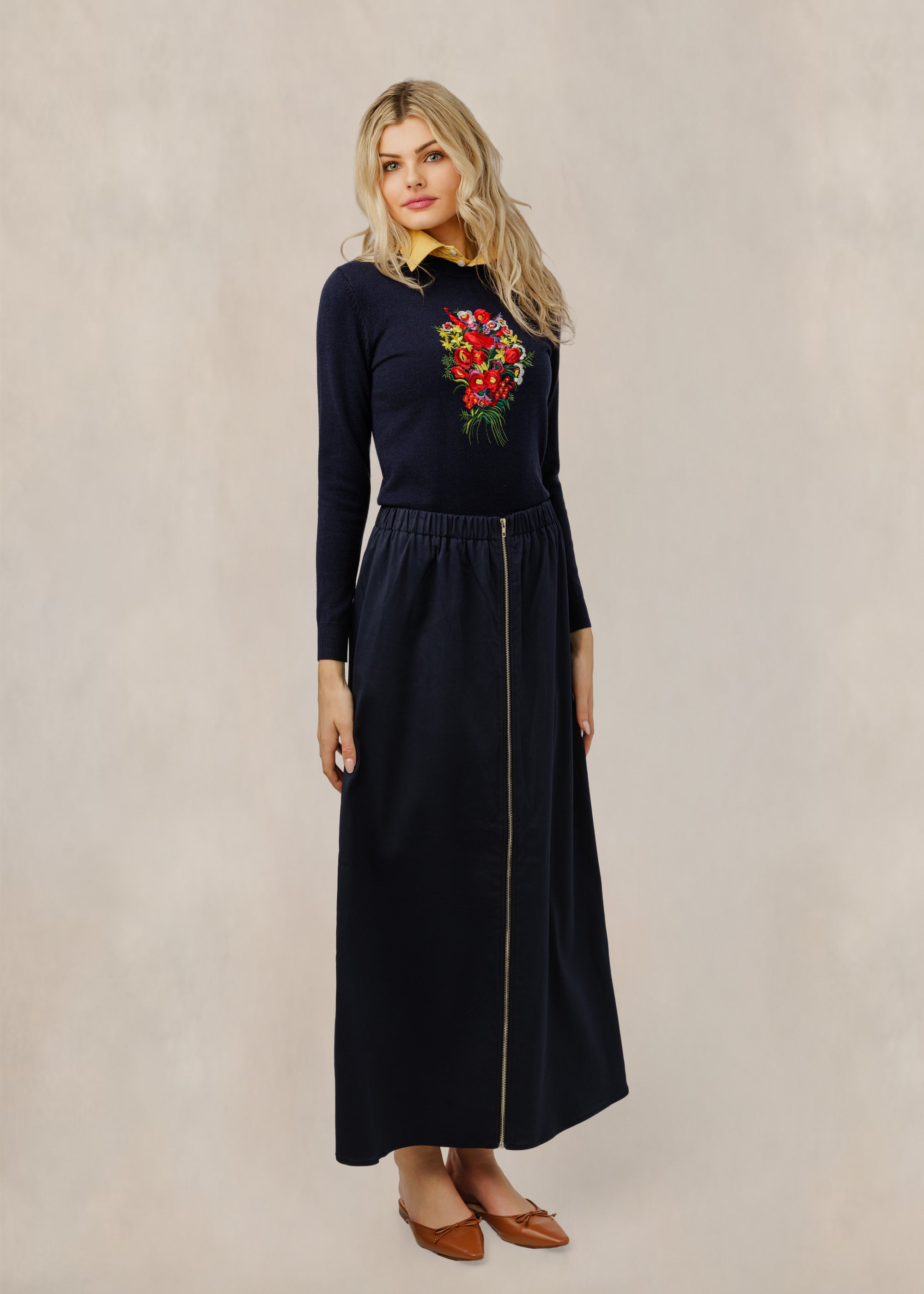 Navy Knit Top W/ Bouquet Embroidery