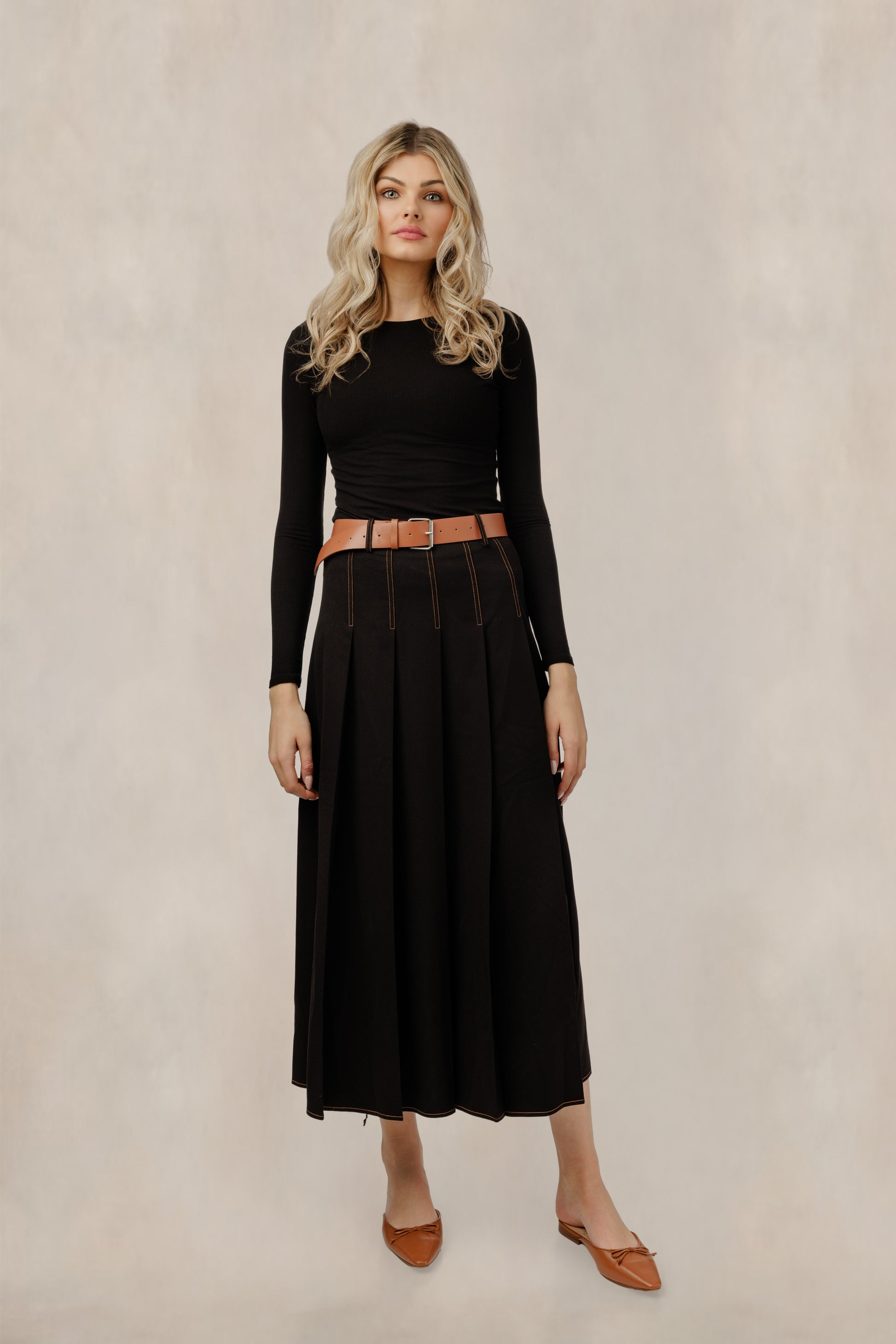 Black - WW61879S-A